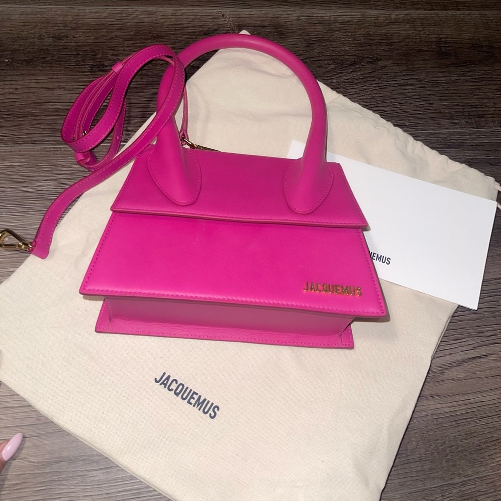 Jacquemus Le Grand Chiquito